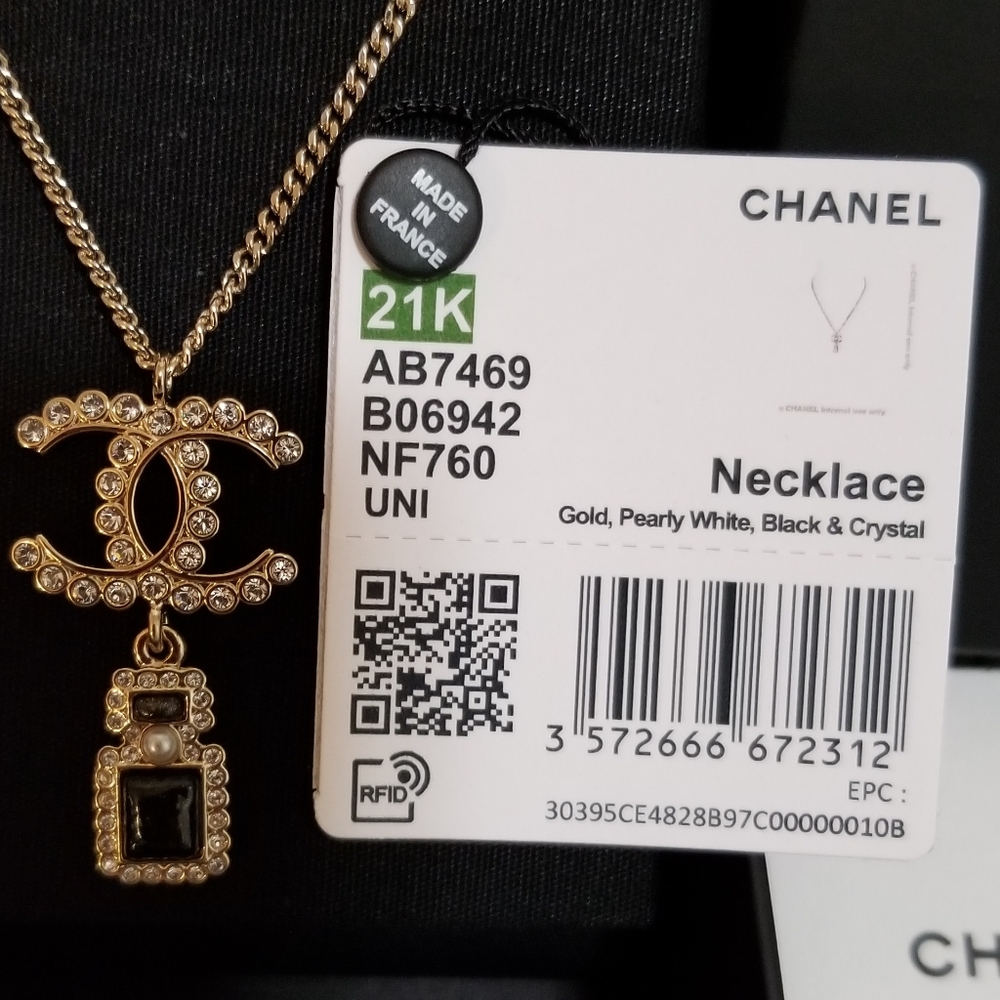 HOSTPICK!!! Chanel logo Necklace - Picture 14 of 16